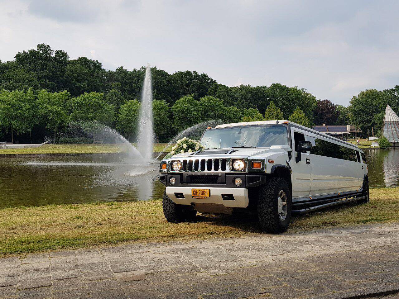 Mega Hummer H2 Limousine Huren Amsterdam